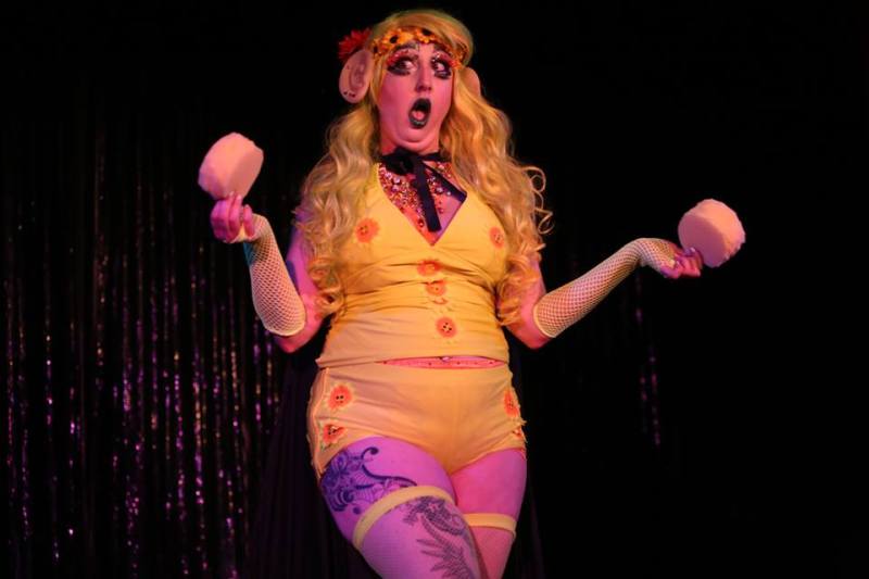 lamour-le-monde-by-rhian-cox-photography